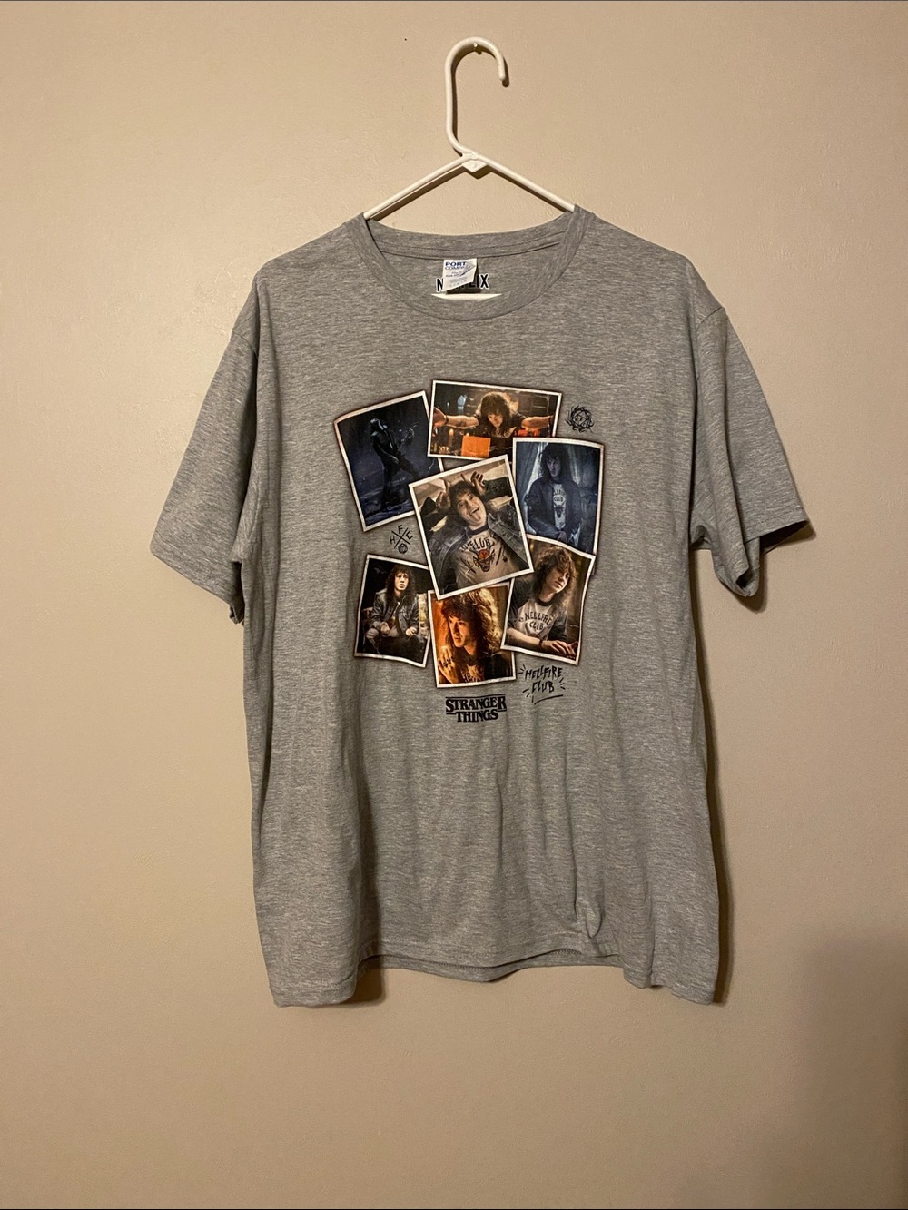 🆕👕Stranger Things Hellfire Club Heather Gray Graphic Tee